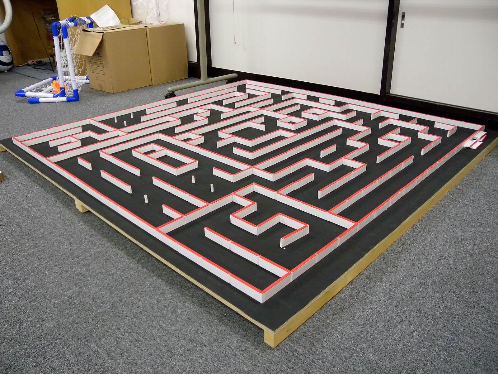 Micromouse maze
